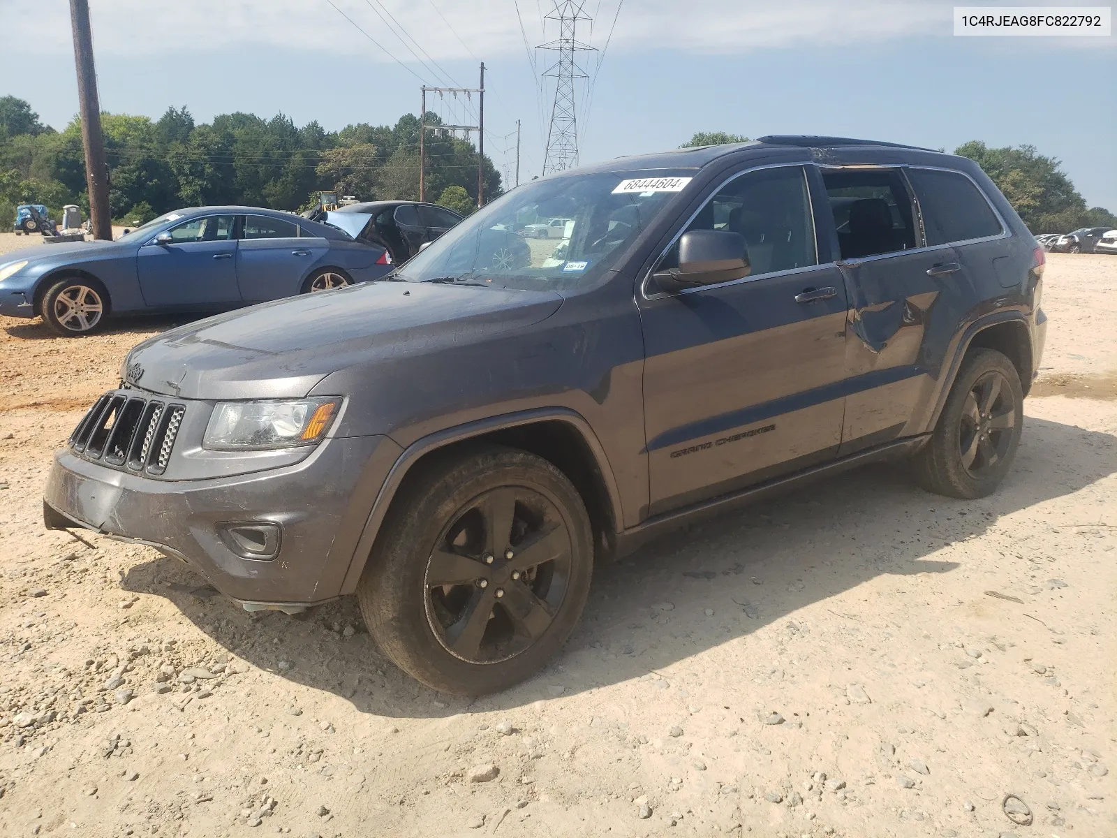 1C4RJEAG8FC822792 2015 Jeep Grand Cherokee Laredo