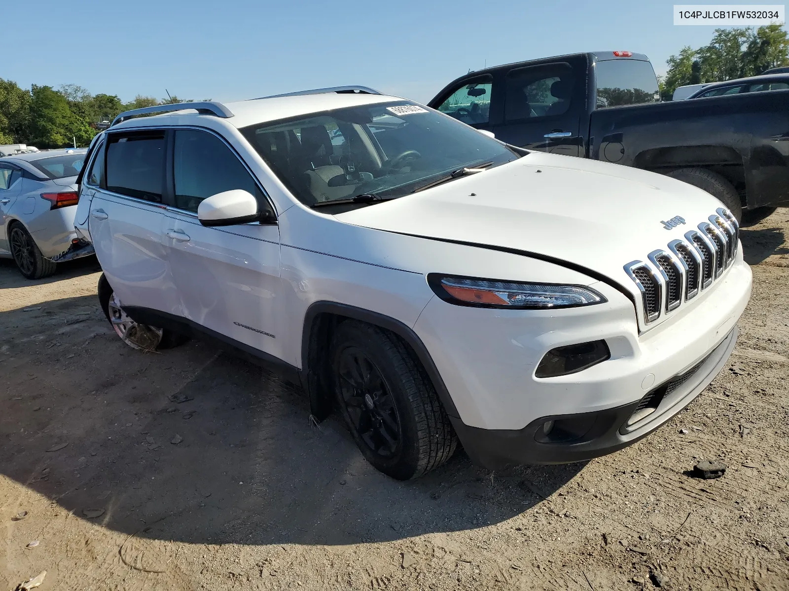 2015 Jeep Cherokee Latitude VIN: 1C4PJLCB1FW532034 Lot: 68876074