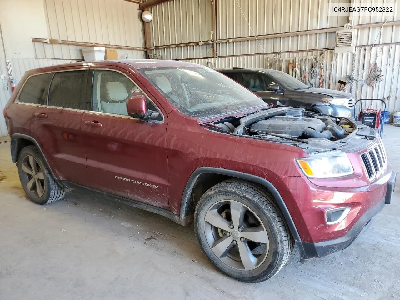 2015 Jeep Grand Cherokee Laredo VIN: 1C4RJEAG7FC952322 Lot: 70469364