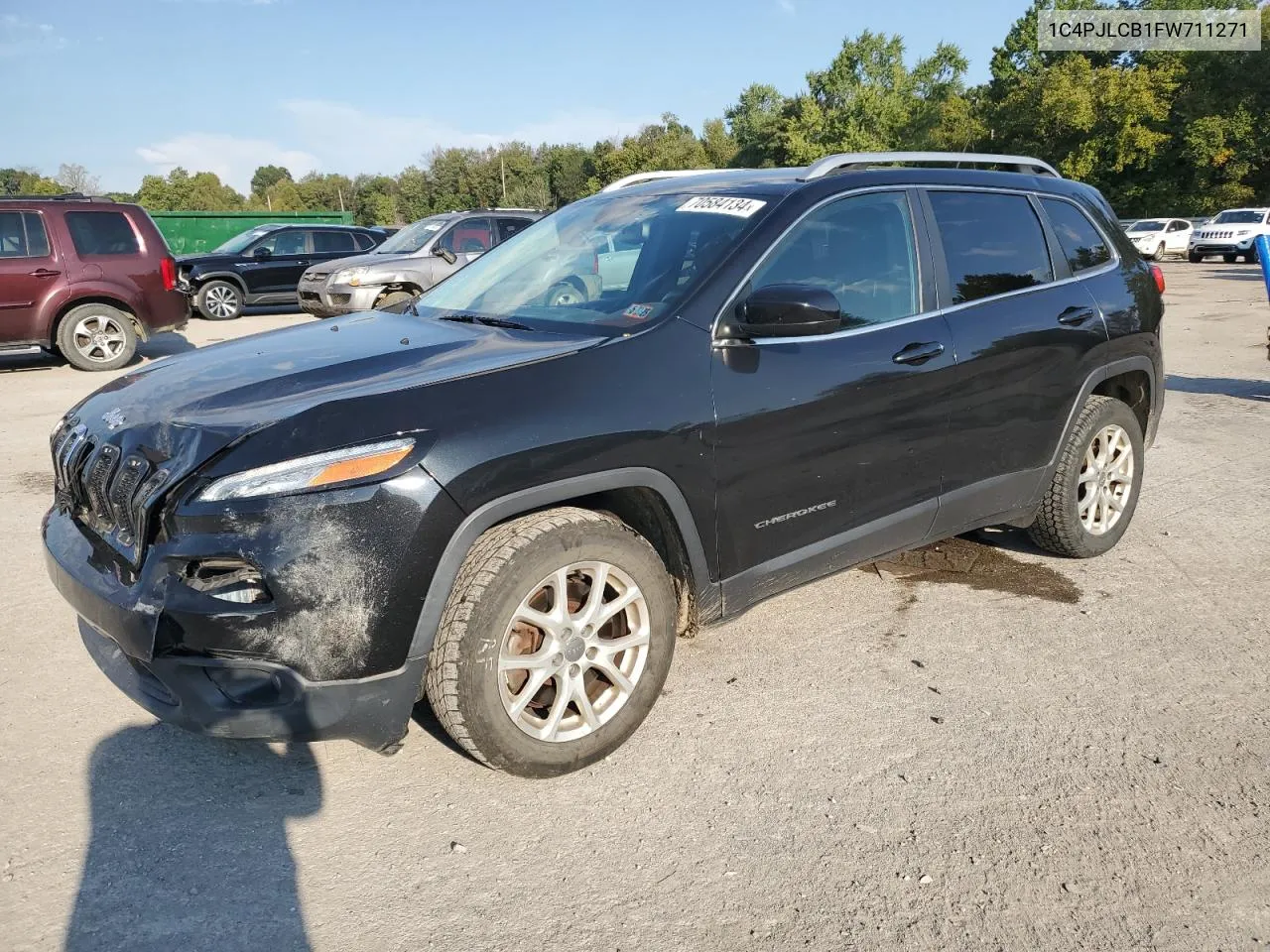 2015 Jeep Cherokee Latitude VIN: 1C4PJLCB1FW711271 Lot: 70584134