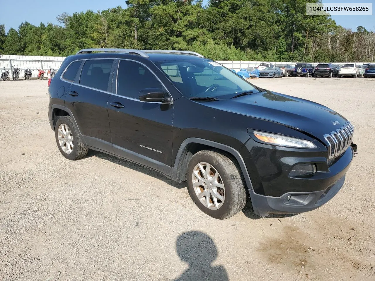 2015 Jeep Cherokee Latitude VIN: 1C4PJLCS3FW658265 Lot: 71074034