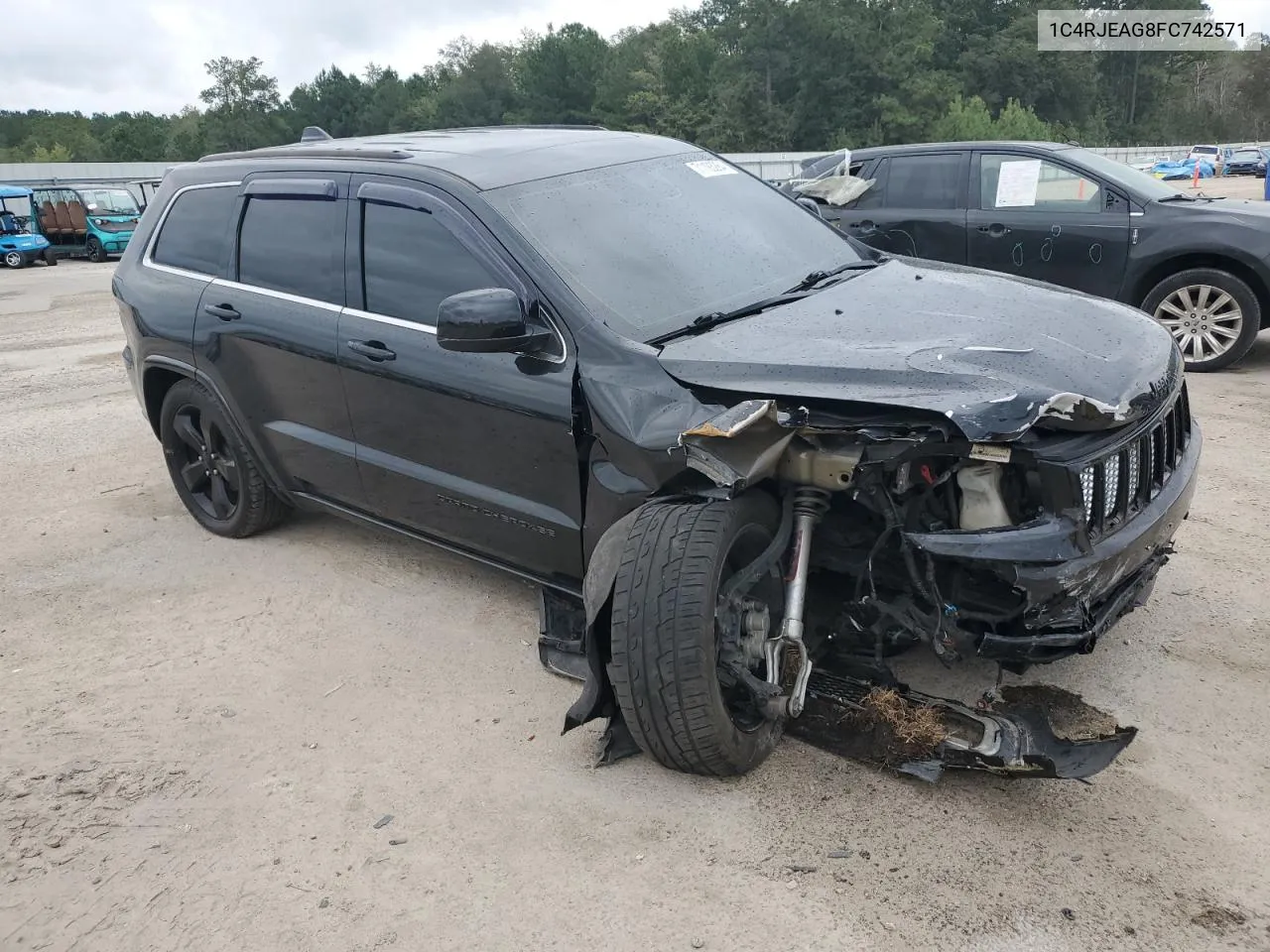 2015 Jeep Grand Cherokee Laredo VIN: 1C4RJEAG8FC742571 Lot: 71193284