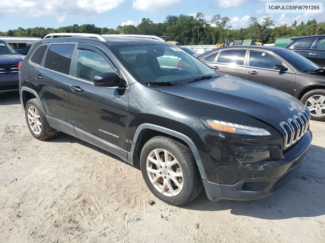 2015 Jeep Cherokee Latitude VIN: 1C4PJLCS5FW791285 Lot: 71641034