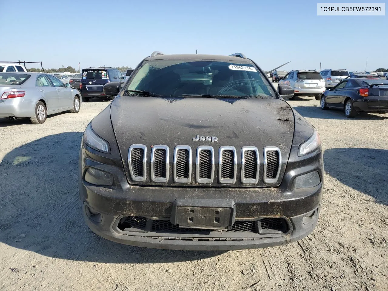 2015 Jeep Cherokee Latitude VIN: 1C4PJLCB5FW572391 Lot: 71663114