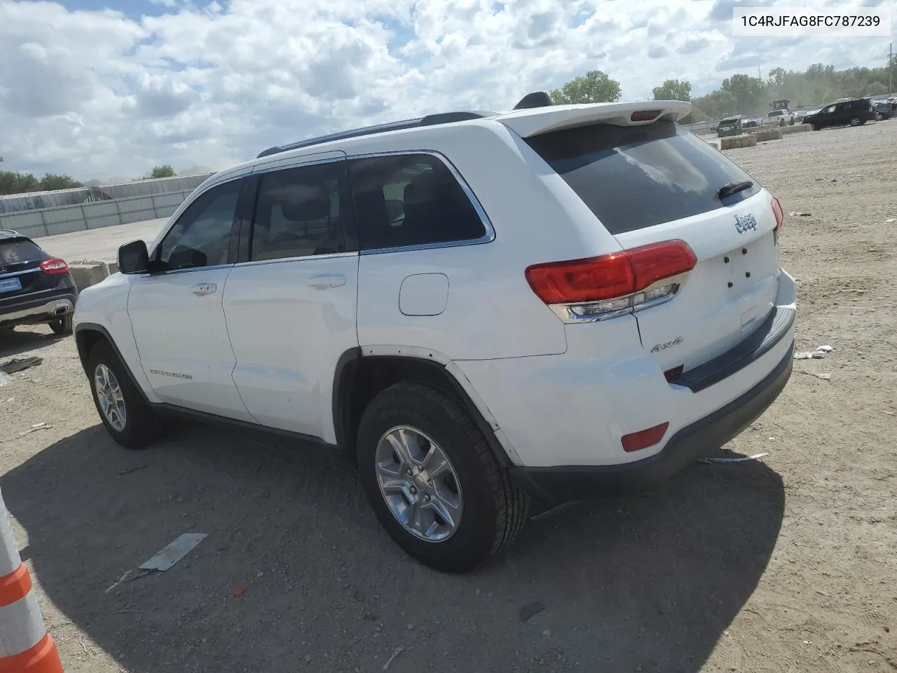 1C4RJFAG8FC787239 2015 Jeep Grand Cherokee Laredo