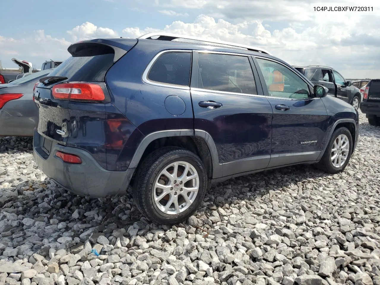 1C4PJLCBXFW720311 2015 Jeep Cherokee Latitude