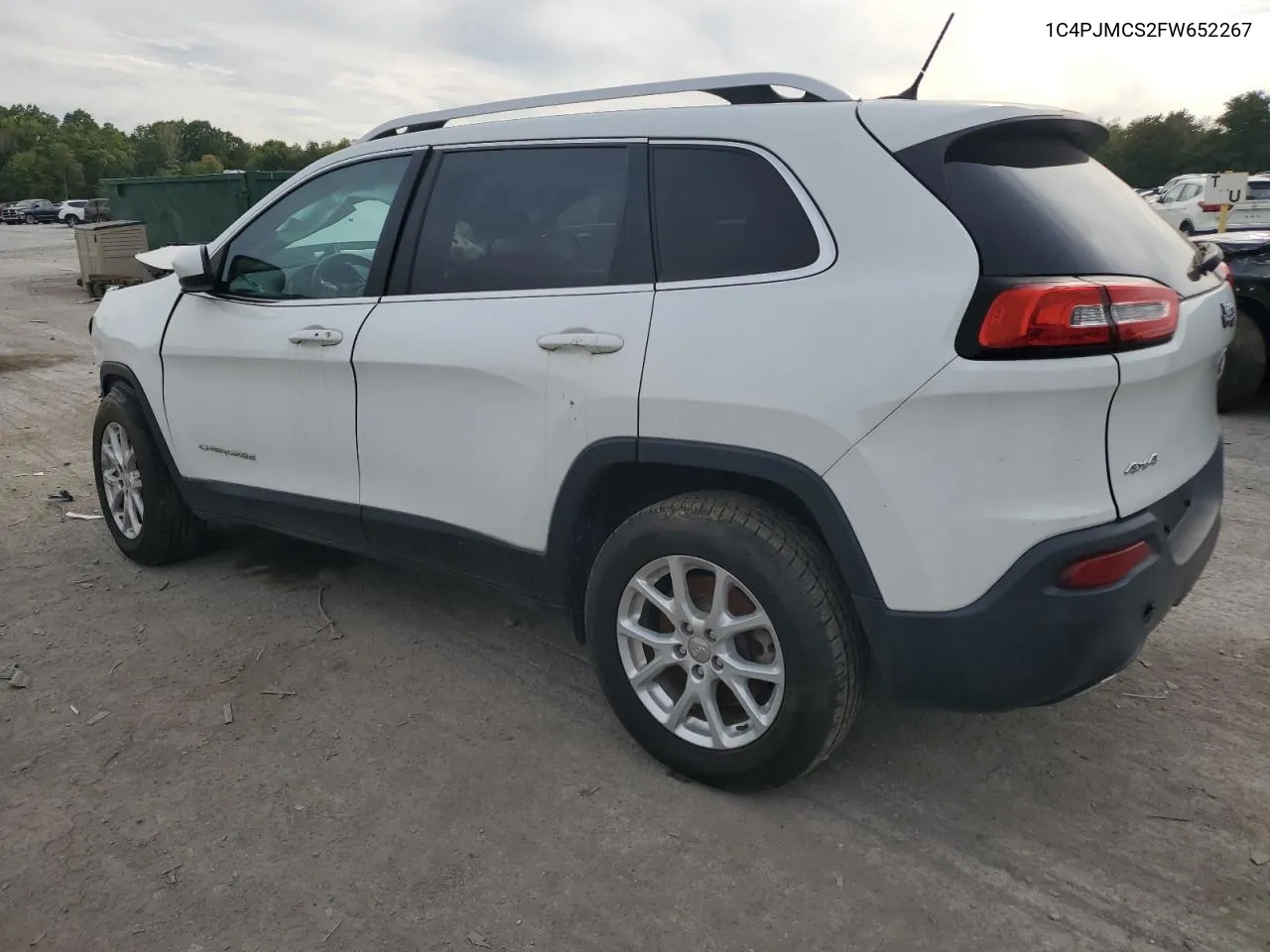 1C4PJMCS2FW652267 2015 Jeep Cherokee Latitude