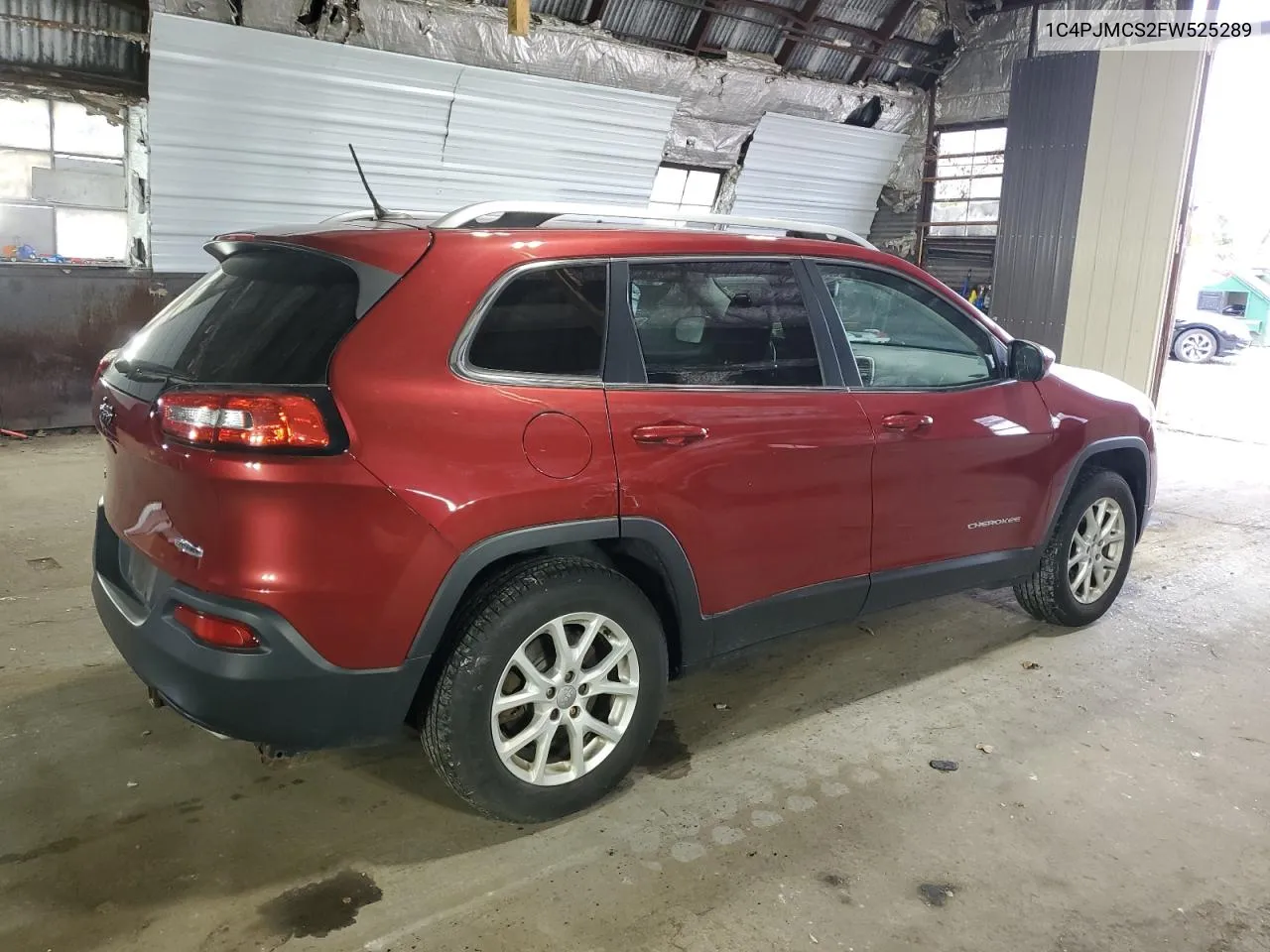 2015 Jeep Cherokee Latitude VIN: 1C4PJMCS2FW525289 Lot: 72052204