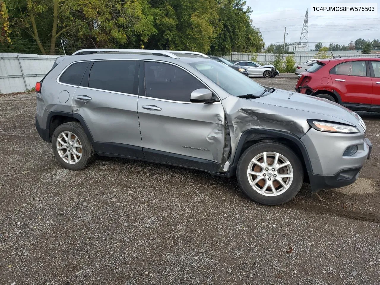 2015 Jeep Cherokee Latitude VIN: 1C4PJMCS8FW575503 Lot: 72322464