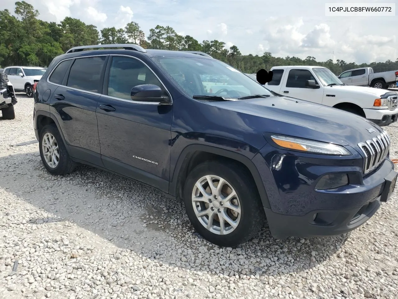 2015 Jeep Cherokee Latitude VIN: 1C4PJLCB8FW660772 Lot: 72342164