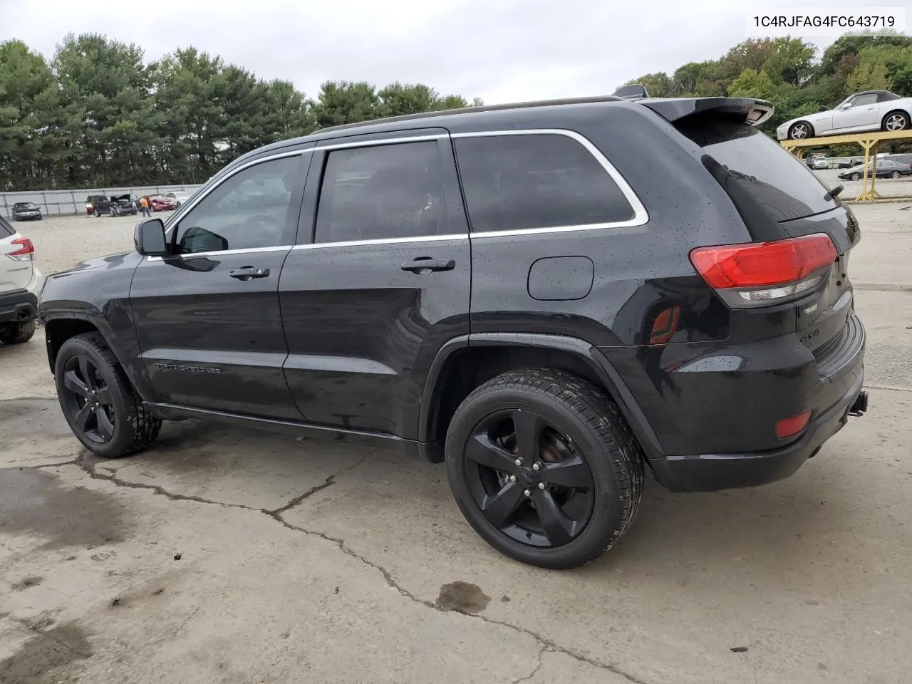 1C4RJFAG4FC643719 2015 Jeep Grand Cherokee Laredo