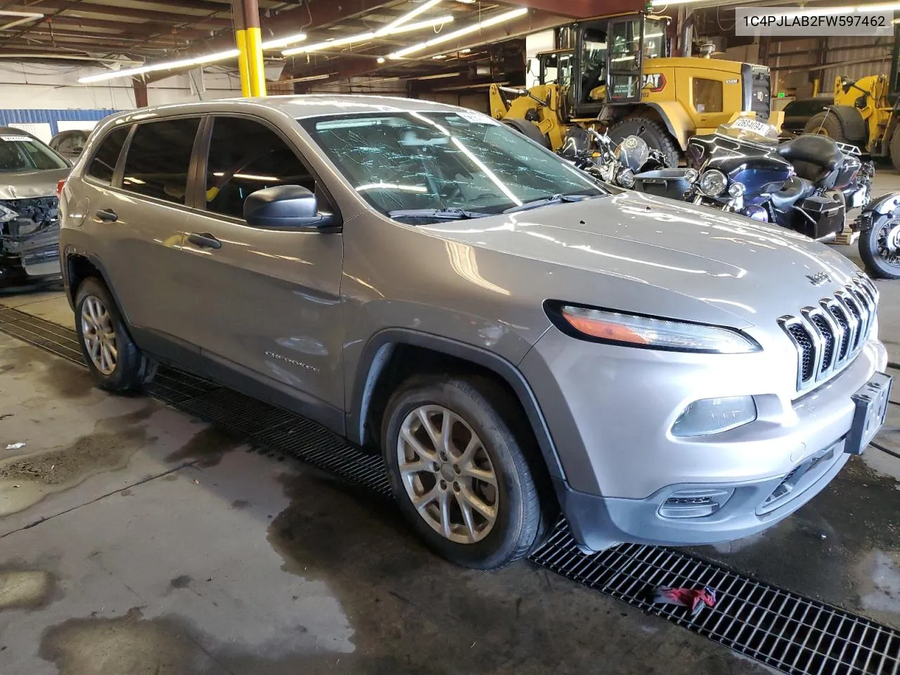 2015 Jeep Cherokee Sport VIN: 1C4PJLAB2FW597462 Lot: 73320504