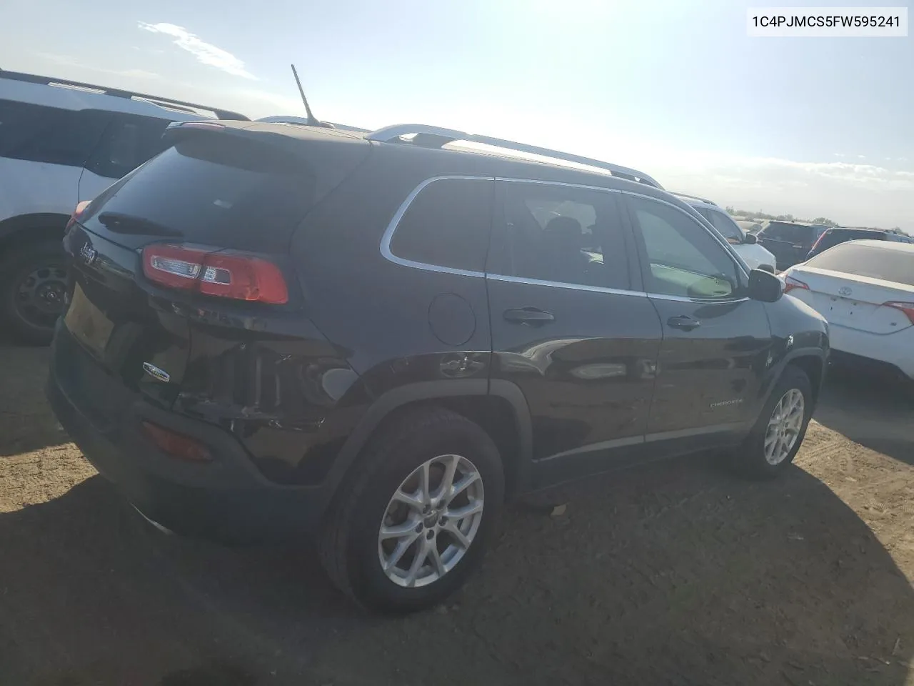 1C4PJMCS5FW595241 2015 Jeep Cherokee Latitude