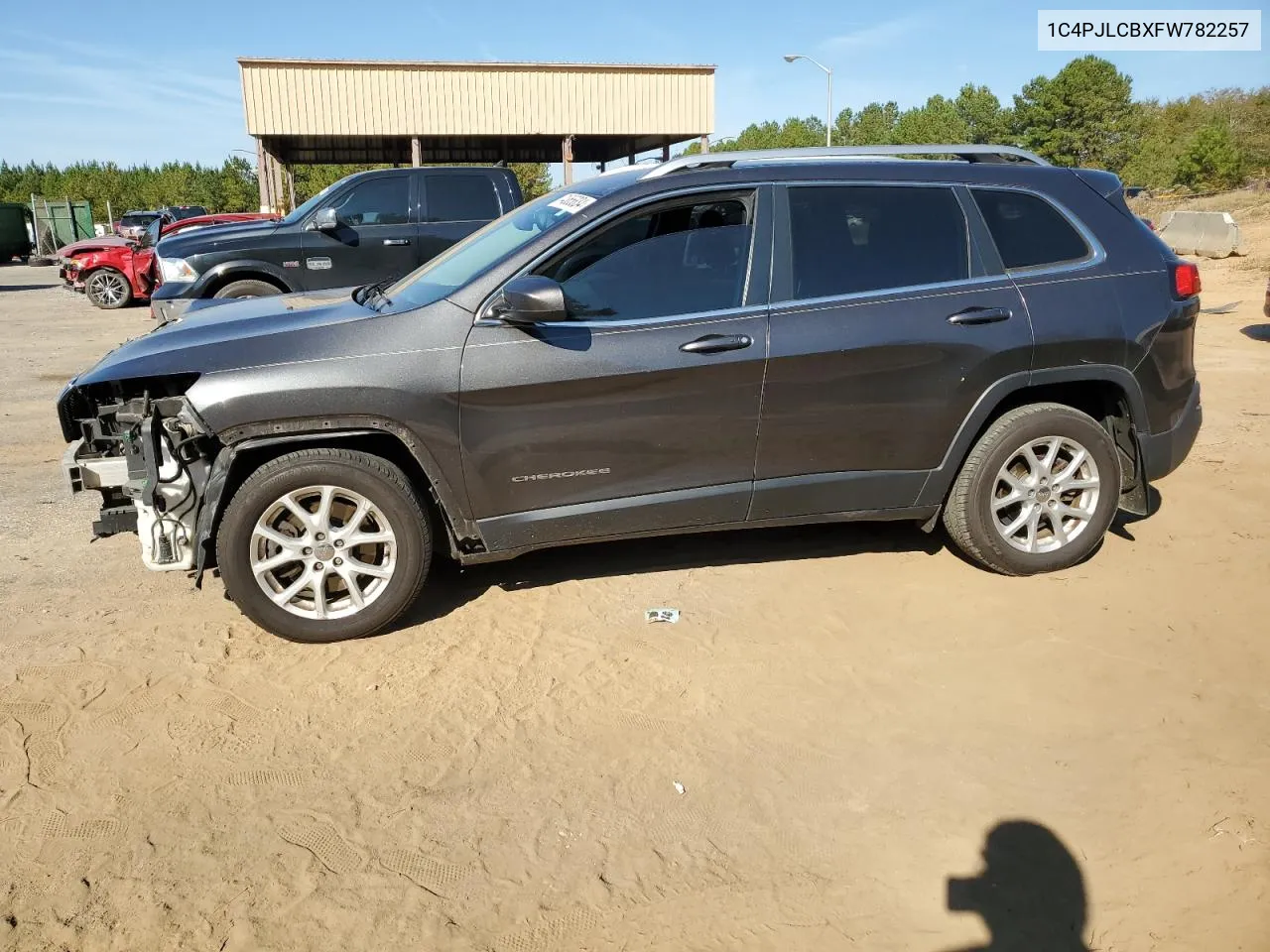 2015 Jeep Cherokee Latitude VIN: 1C4PJLCBXFW782257 Lot: 74365834