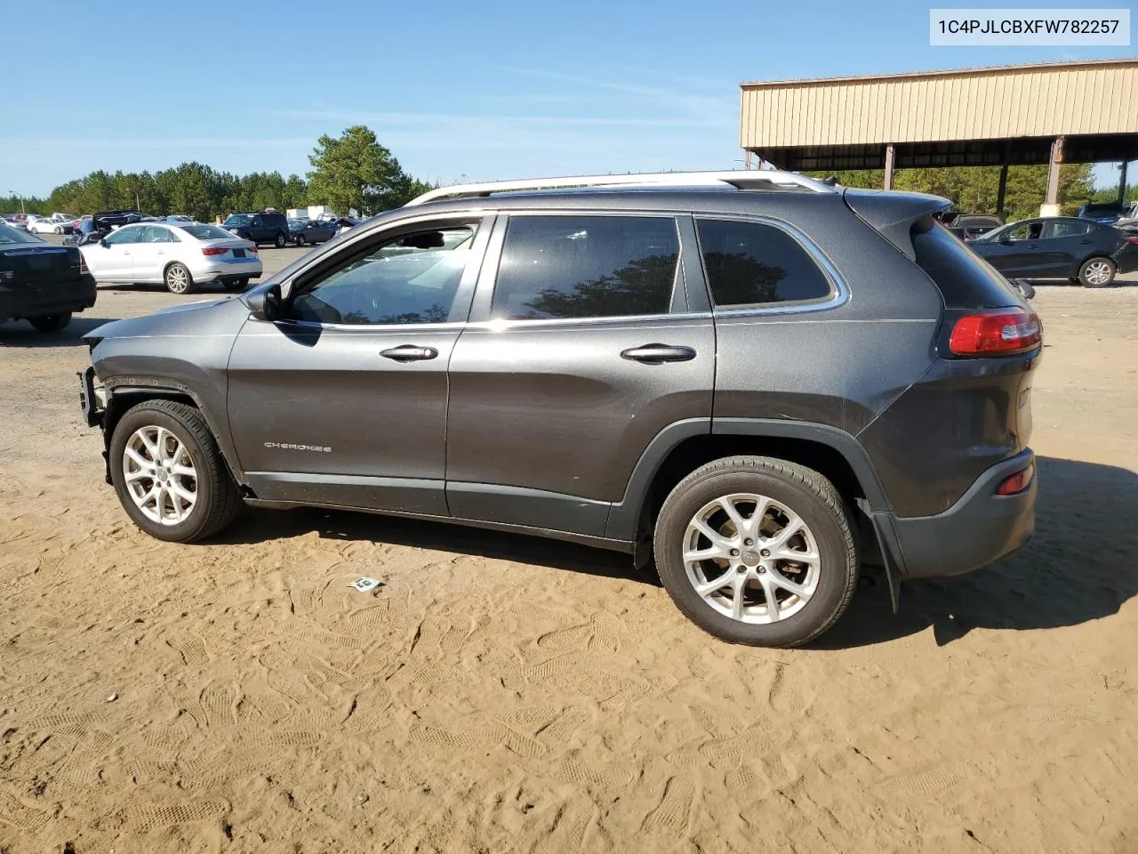 2015 Jeep Cherokee Latitude VIN: 1C4PJLCBXFW782257 Lot: 74365834