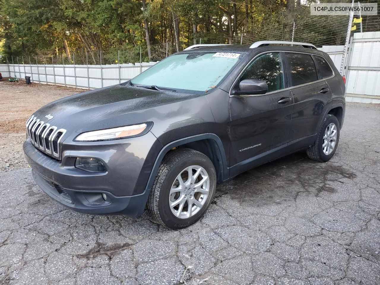 2015 Jeep Cherokee Latitude VIN: 1C4PJLCS0FW561007 Lot: 74721714