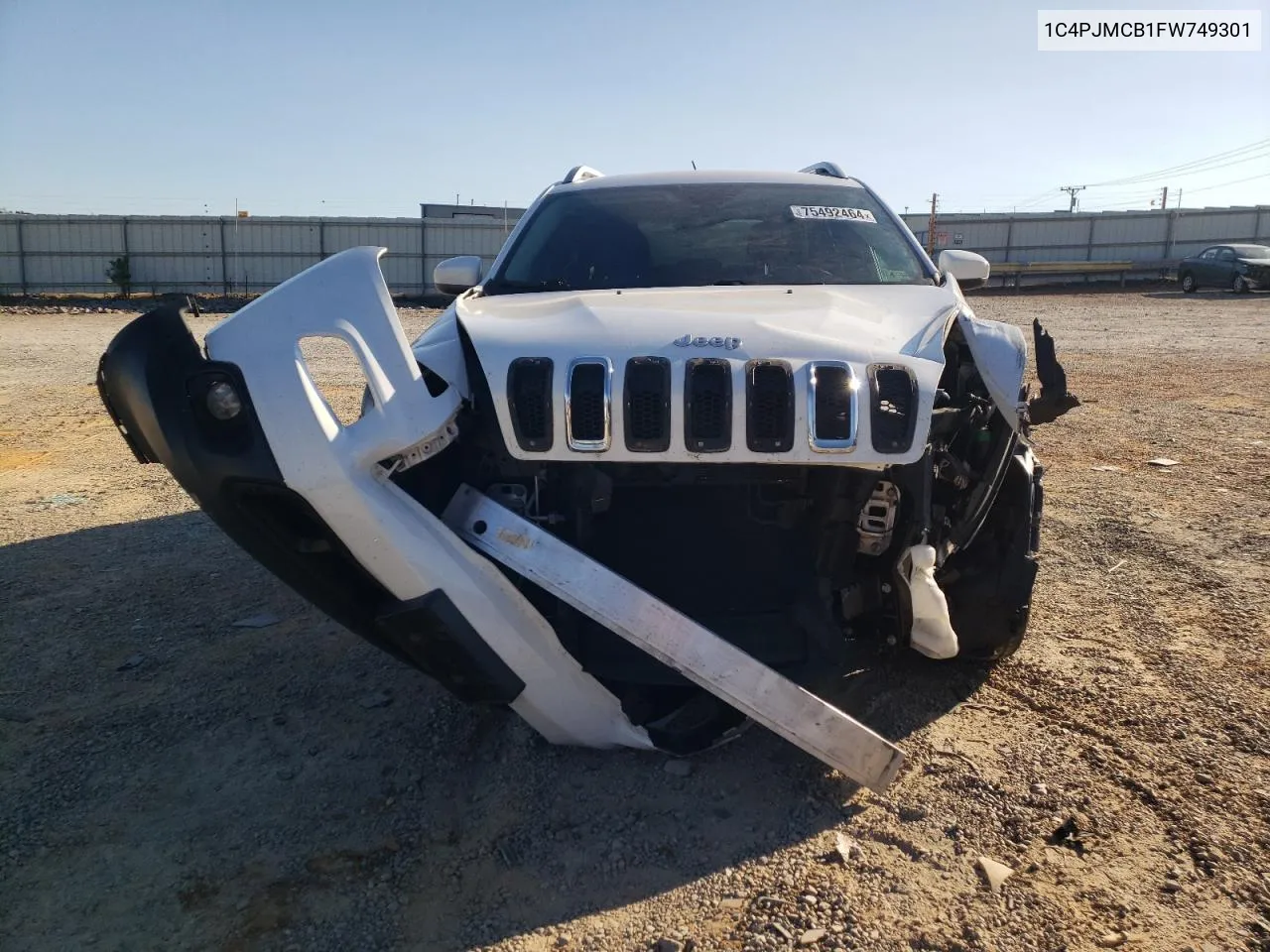 2015 Jeep Cherokee Latitude VIN: 1C4PJMCB1FW749301 Lot: 75492464