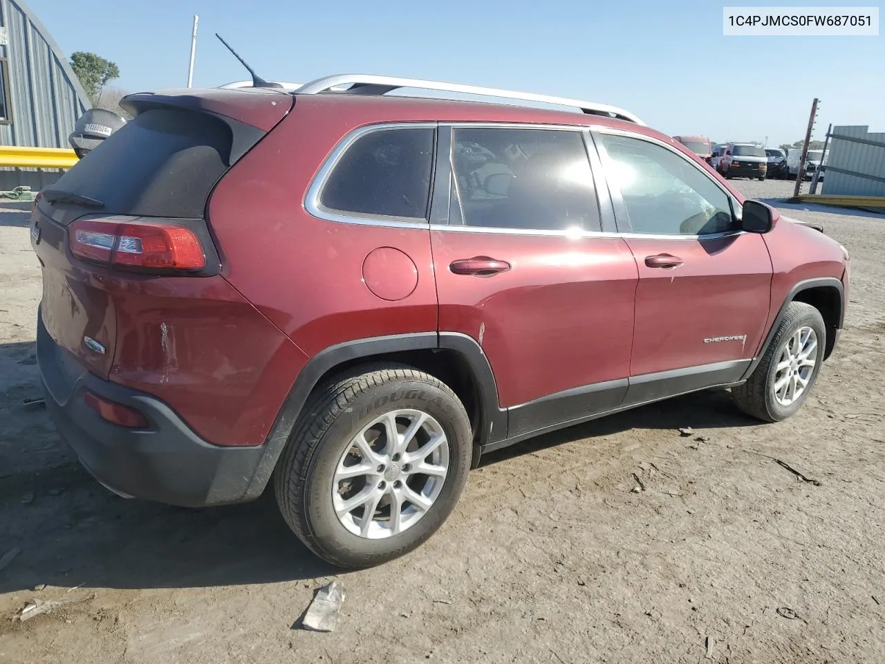 2015 Jeep Cherokee Latitude VIN: 1C4PJMCS0FW687051 Lot: 75908604