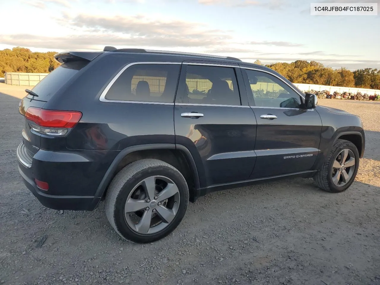 2015 Jeep Grand Cherokee Limited VIN: 1C4RJFBG4FC187025 Lot: 75931084