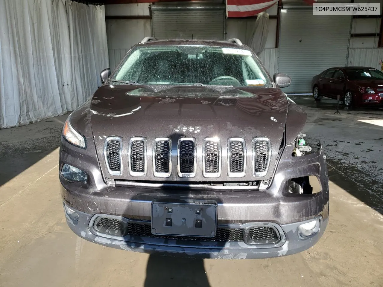 2015 Jeep Cherokee Latitude VIN: 1C4PJMCS9FW625437 Lot: 76192684