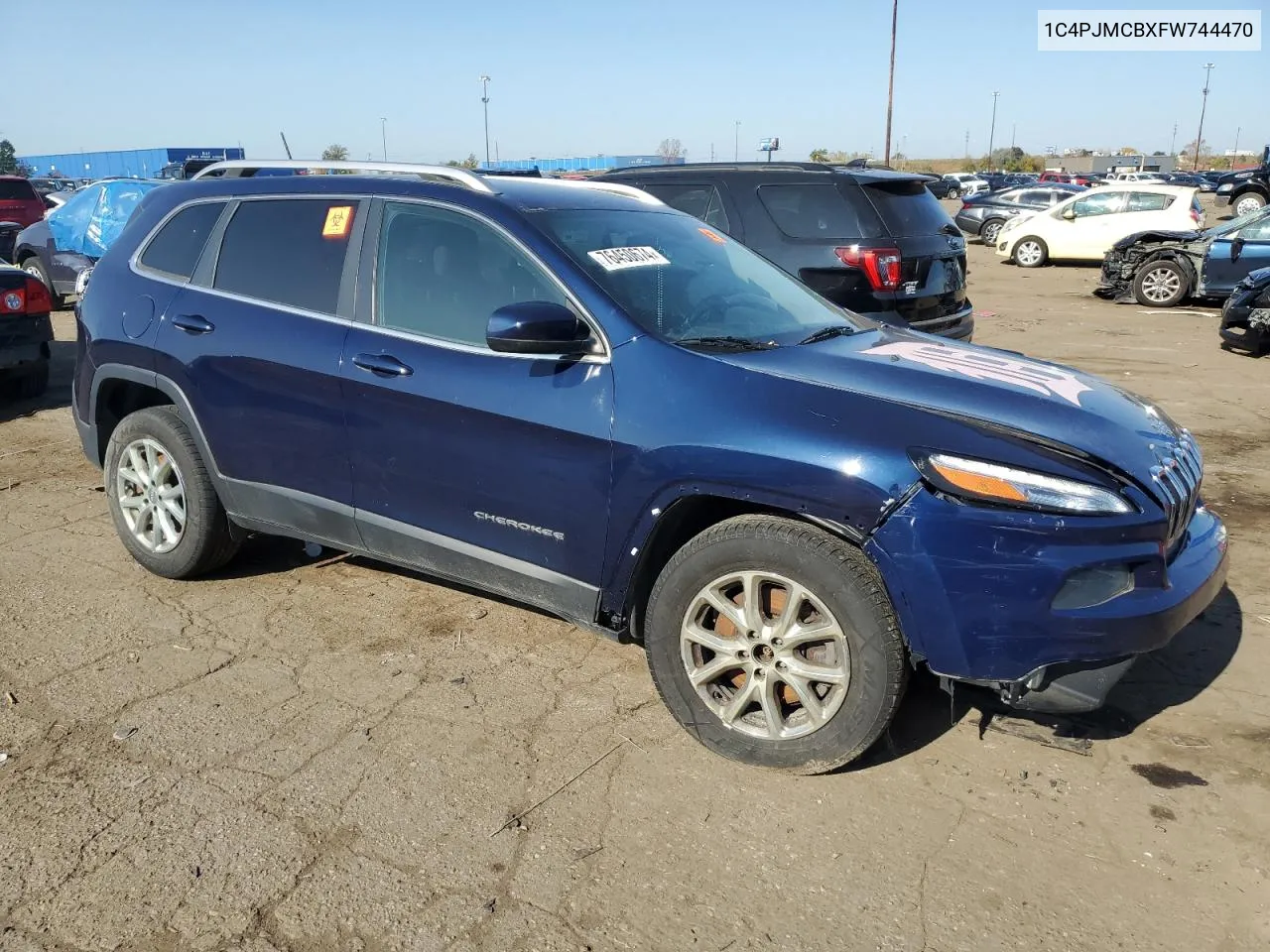 2015 Jeep Cherokee Latitude VIN: 1C4PJMCBXFW744470 Lot: 76450674