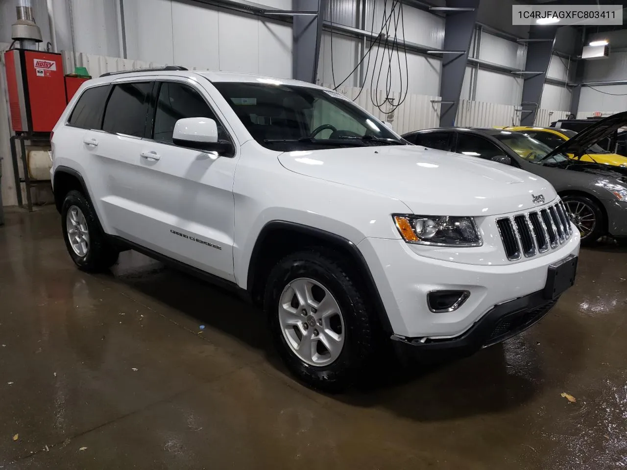 2015 Jeep Grand Cherokee Laredo VIN: 1C4RJFAGXFC803411 Lot: 76550334