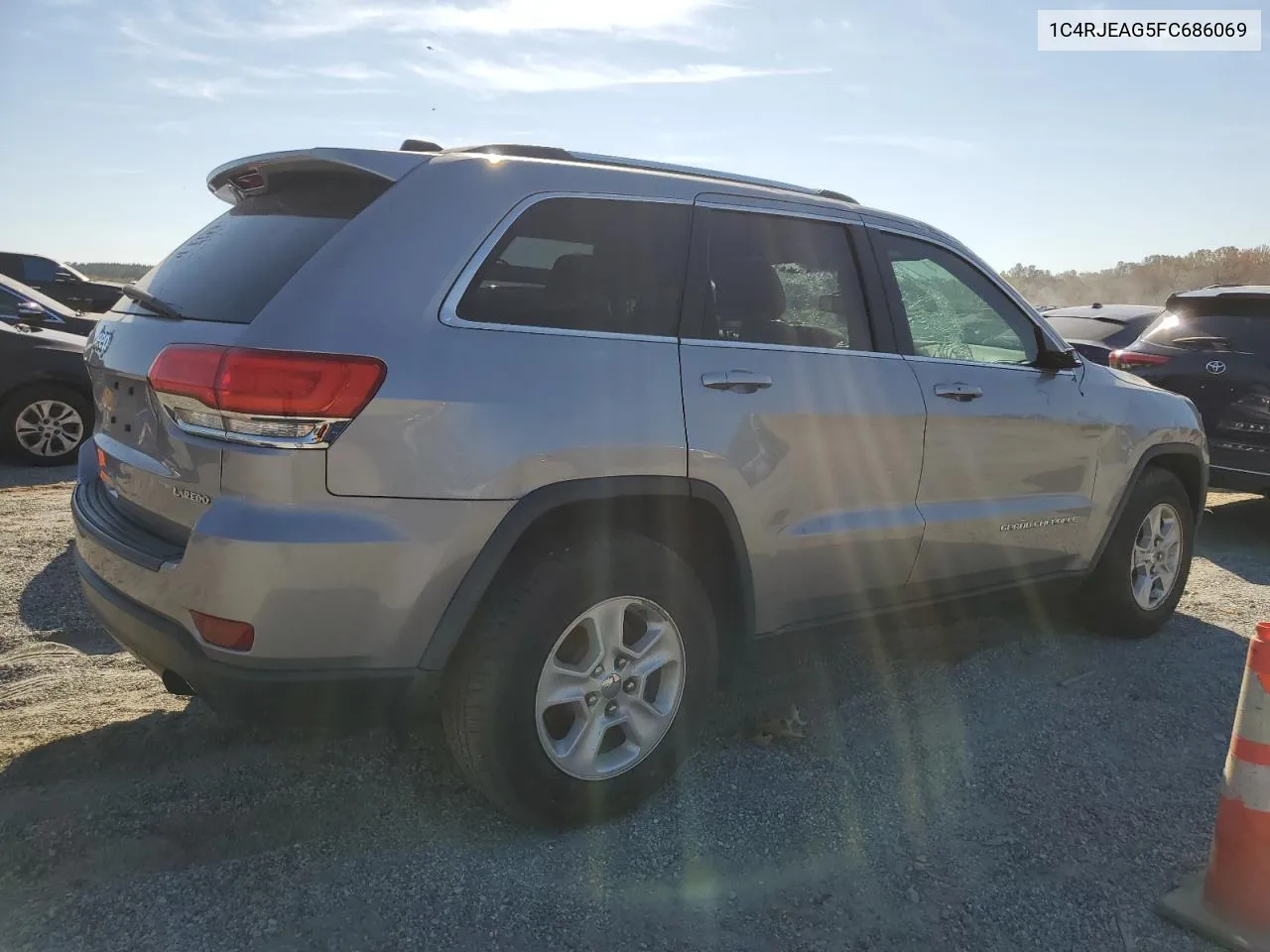 2015 Jeep Grand Cherokee Laredo VIN: 1C4RJEAG5FC686069 Lot: 77562704