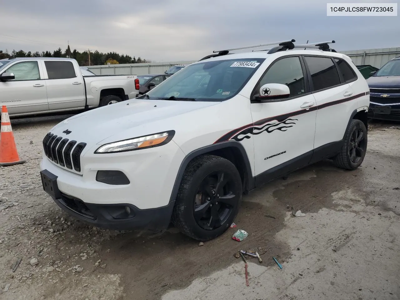 2015 Jeep Cherokee Latitude VIN: 1C4PJLCS8FW723045 Lot: 77983434