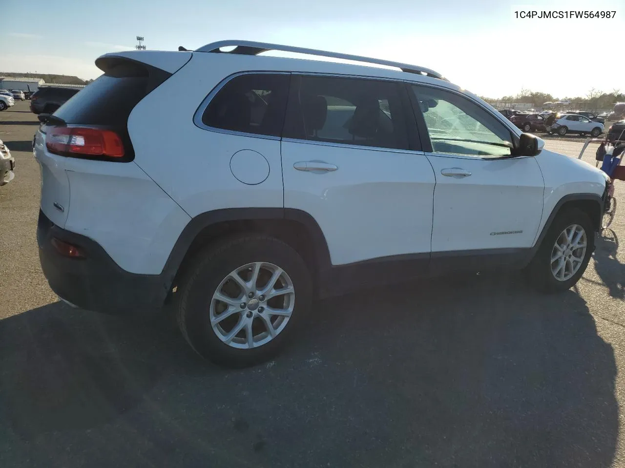 2015 Jeep Cherokee Latitude VIN: 1C4PJMCS1FW564987 Lot: 78854804