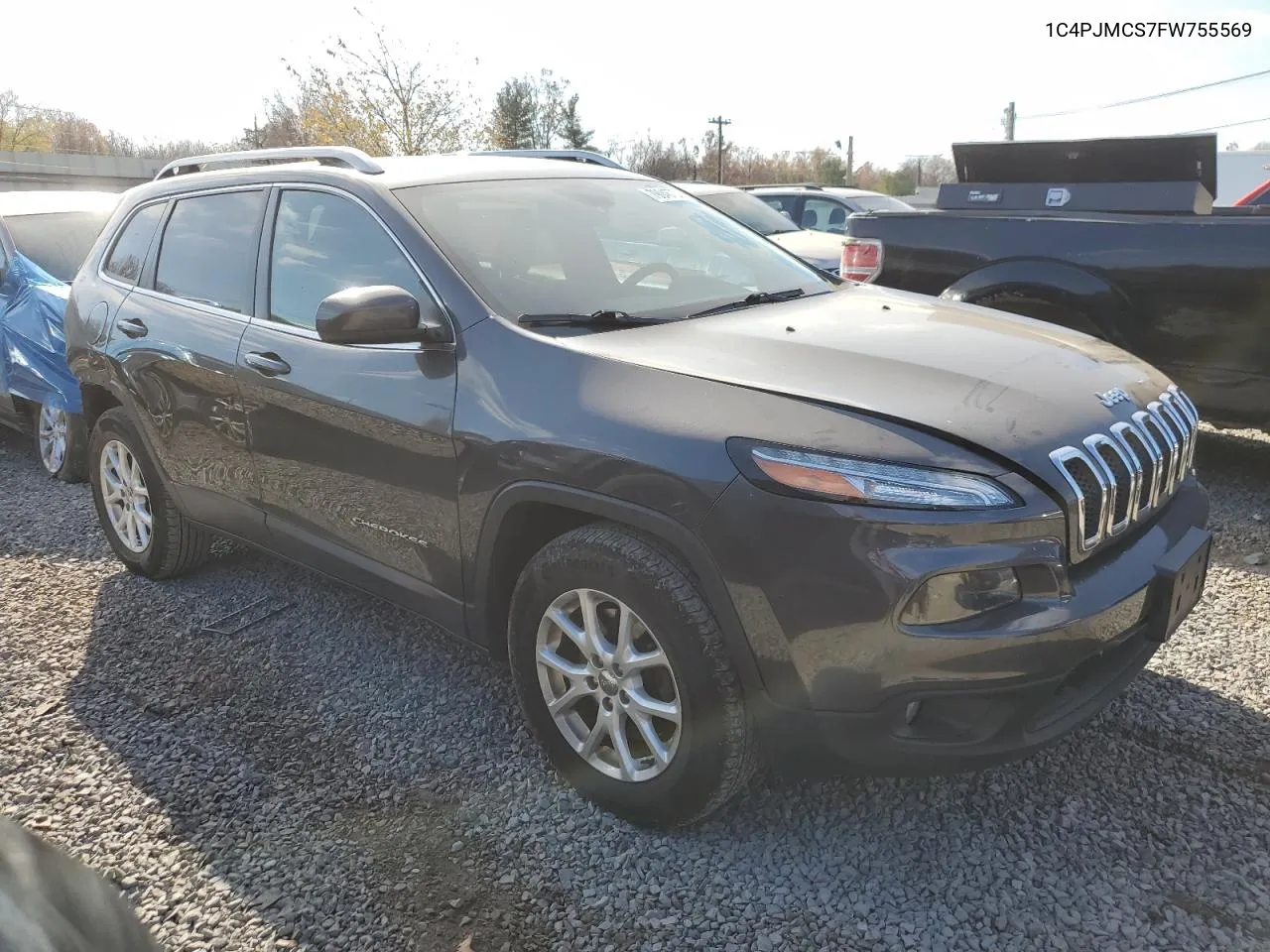 2015 Jeep Cherokee Latitude VIN: 1C4PJMCS7FW755569 Lot: 79048734