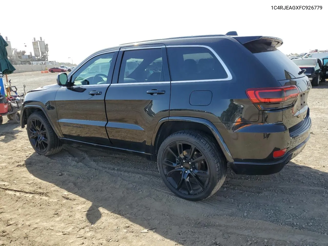 2015 Jeep Grand Cherokee Laredo VIN: 1C4RJEAGXFC926779 Lot: 79347094