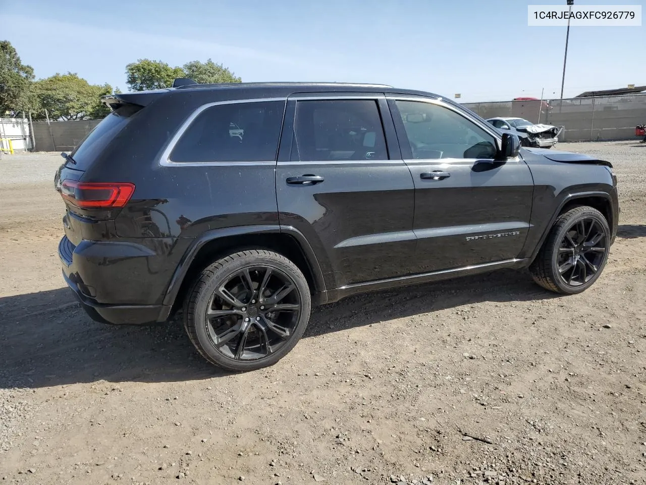 2015 Jeep Grand Cherokee Laredo VIN: 1C4RJEAGXFC926779 Lot: 79347094