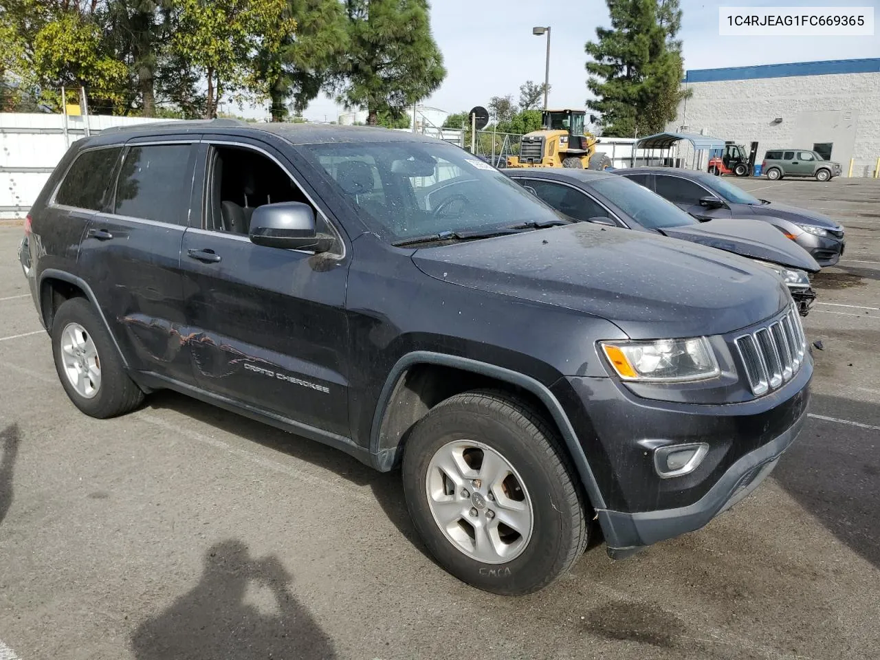 2015 Jeep Grand Cherokee Laredo VIN: 1C4RJEAG1FC669365 Lot: 79565484