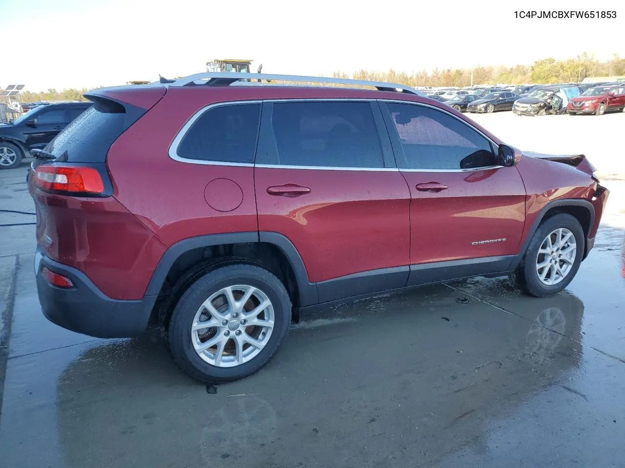 2015 Jeep Cherokee Latitude VIN: 1C4PJMCBXFW651853 Lot: 79901594