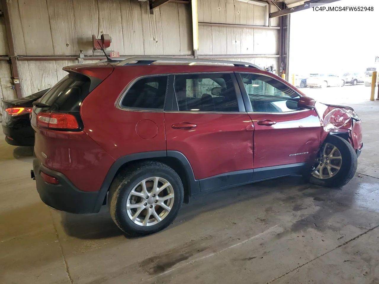 2015 Jeep Cherokee Latitude VIN: 1C4PJMCS4FW652948 Lot: 80054754