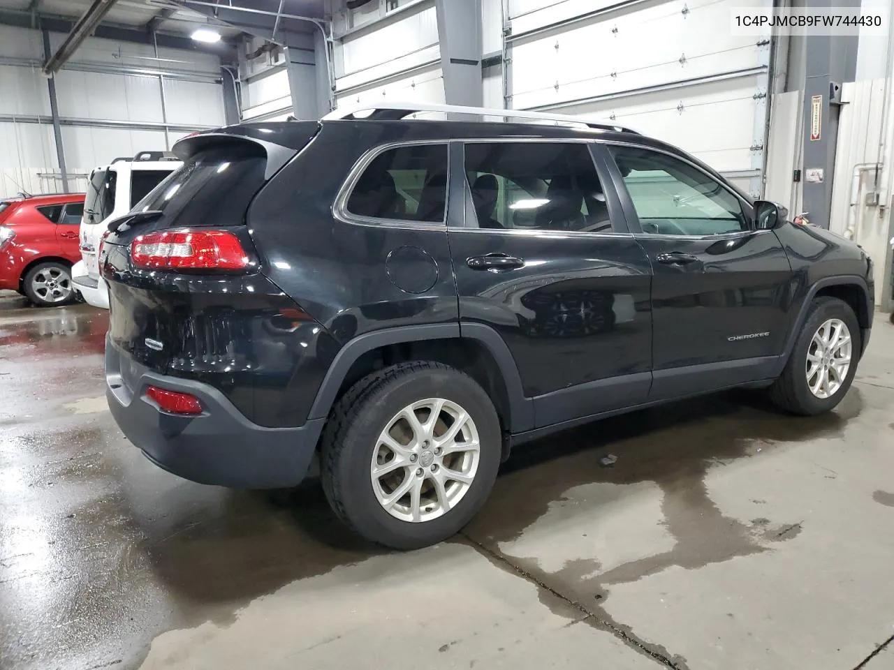 2015 Jeep Cherokee Latitude VIN: 1C4PJMCB9FW744430 Lot: 80234974