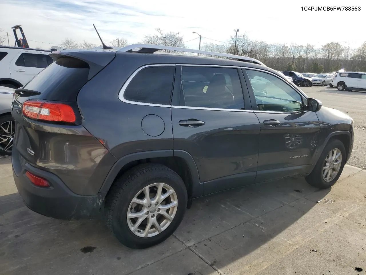 2015 Jeep Cherokee Latitude VIN: 1C4PJMCB6FW788563 Lot: 80568814