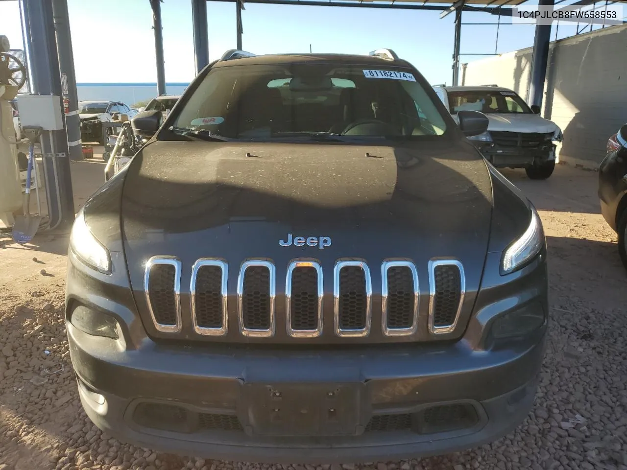 2015 Jeep Cherokee Latitude VIN: 1C4PJLCB8FW658553 Lot: 81182174