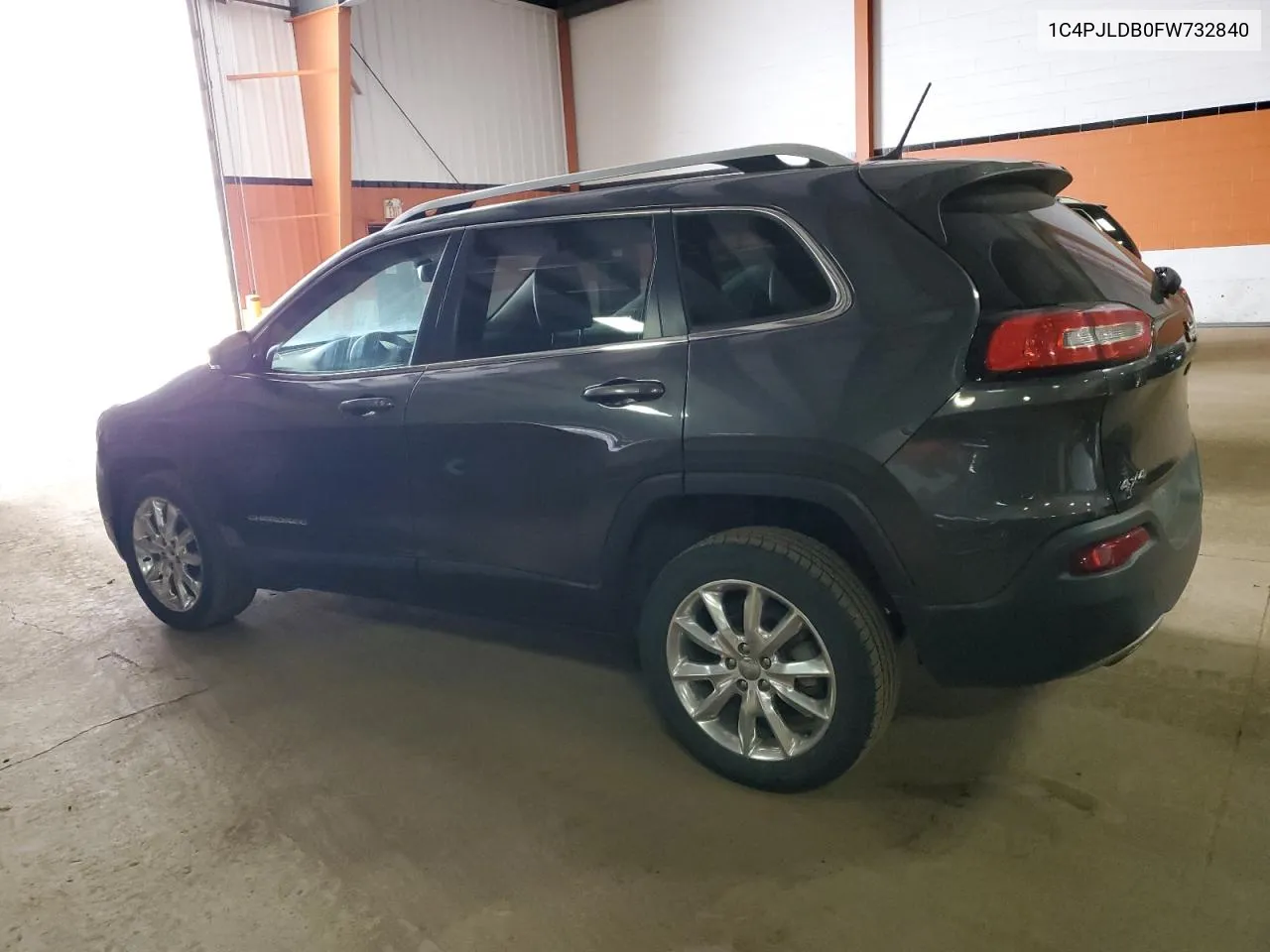 2015 Jeep Cherokee Limited VIN: 1C4PJLDB0FW732840 Lot: 81374044