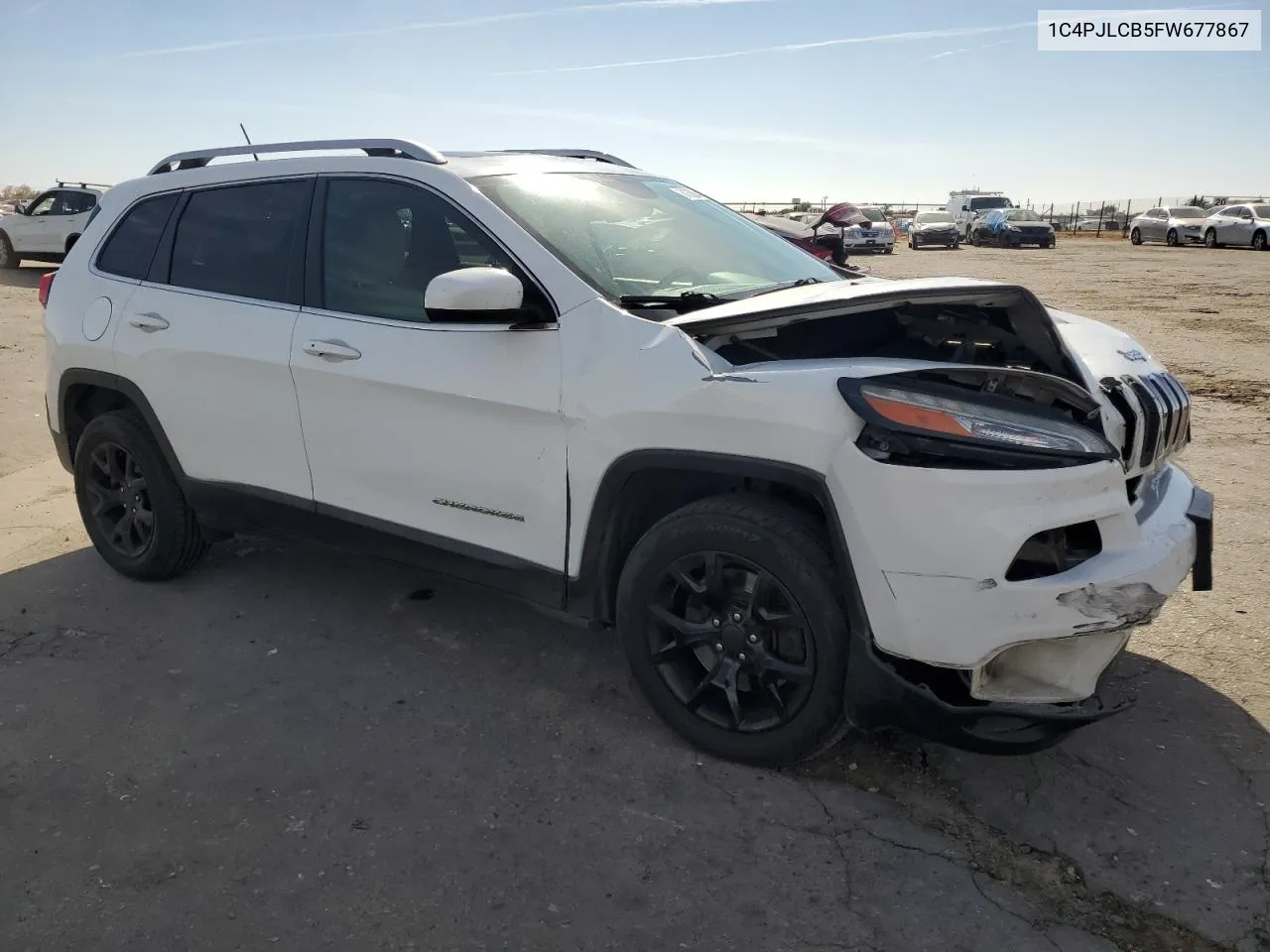 2015 Jeep Cherokee Latitude VIN: 1C4PJLCB5FW677867 Lot: 81389344