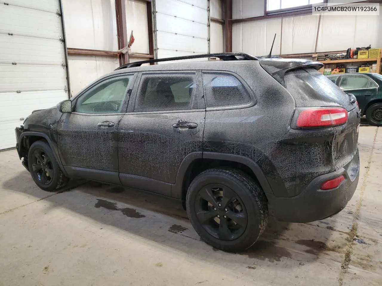 2016 Jeep Cherokee Latitude VIN: 1C4PJMCB2GW192366 Lot: 36789814