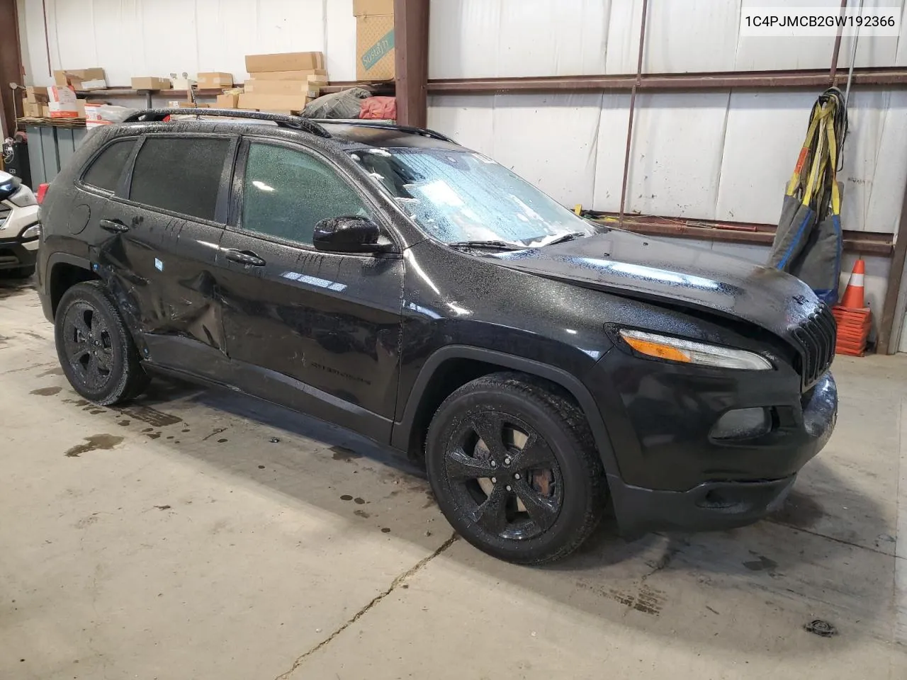 2016 Jeep Cherokee Latitude VIN: 1C4PJMCB2GW192366 Lot: 36789814