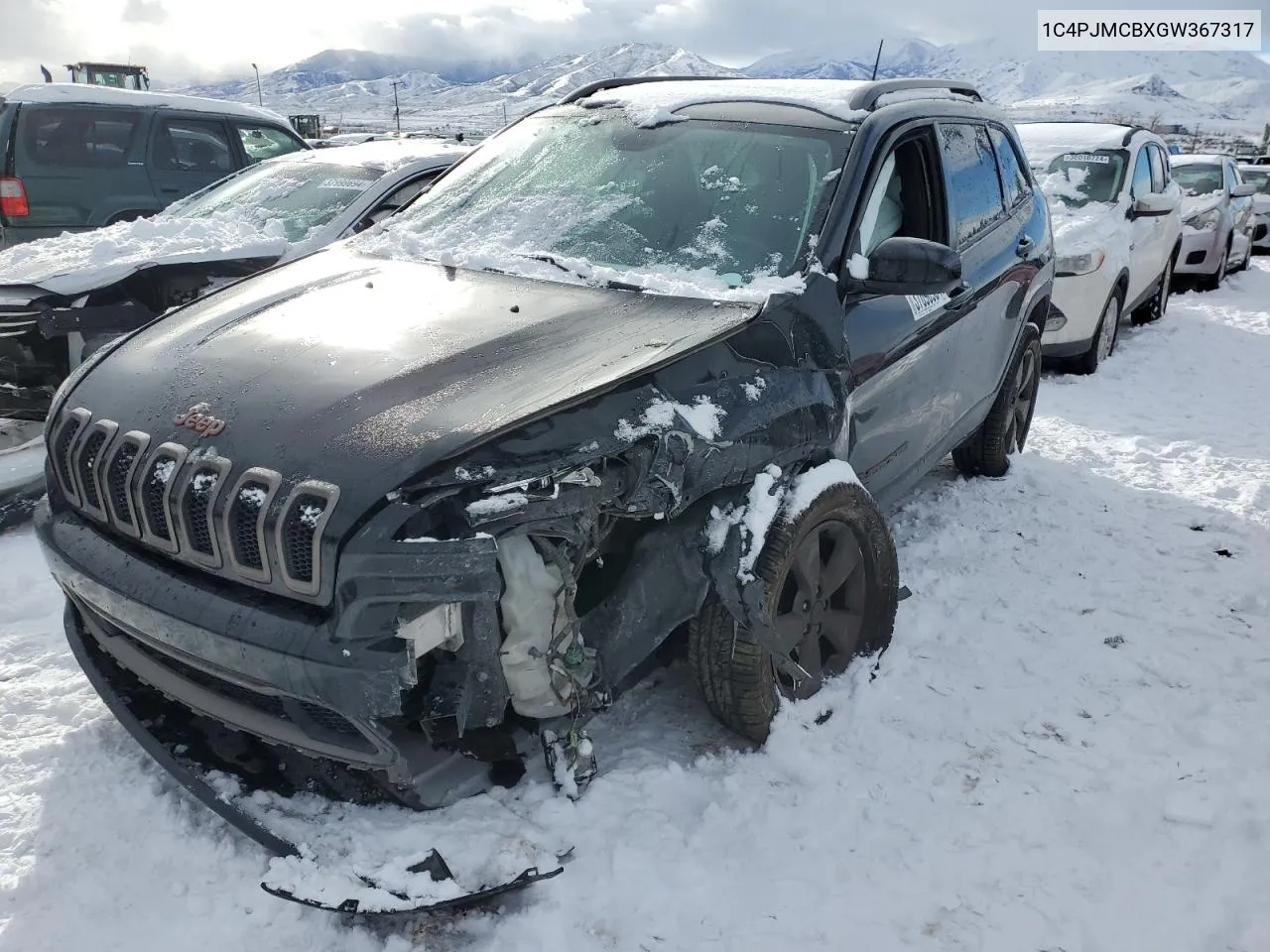 2016 Jeep Cherokee Latitude VIN: 1C4PJMCBXGW367317 Lot: 37696904