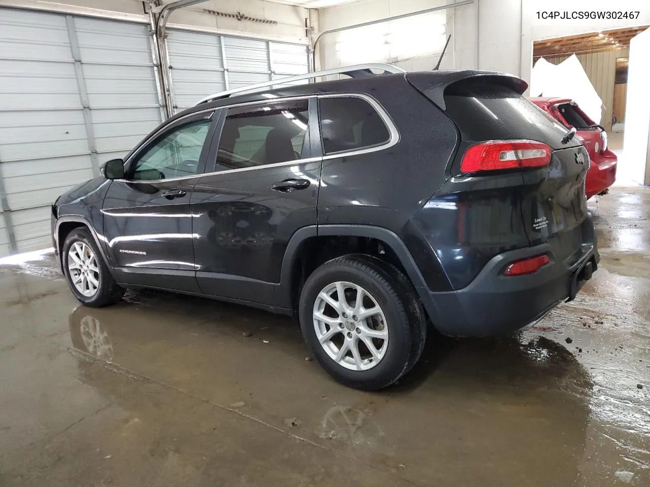 2016 Jeep Cherokee Latitude VIN: 1C4PJLCS9GW302467 Lot: 48482084