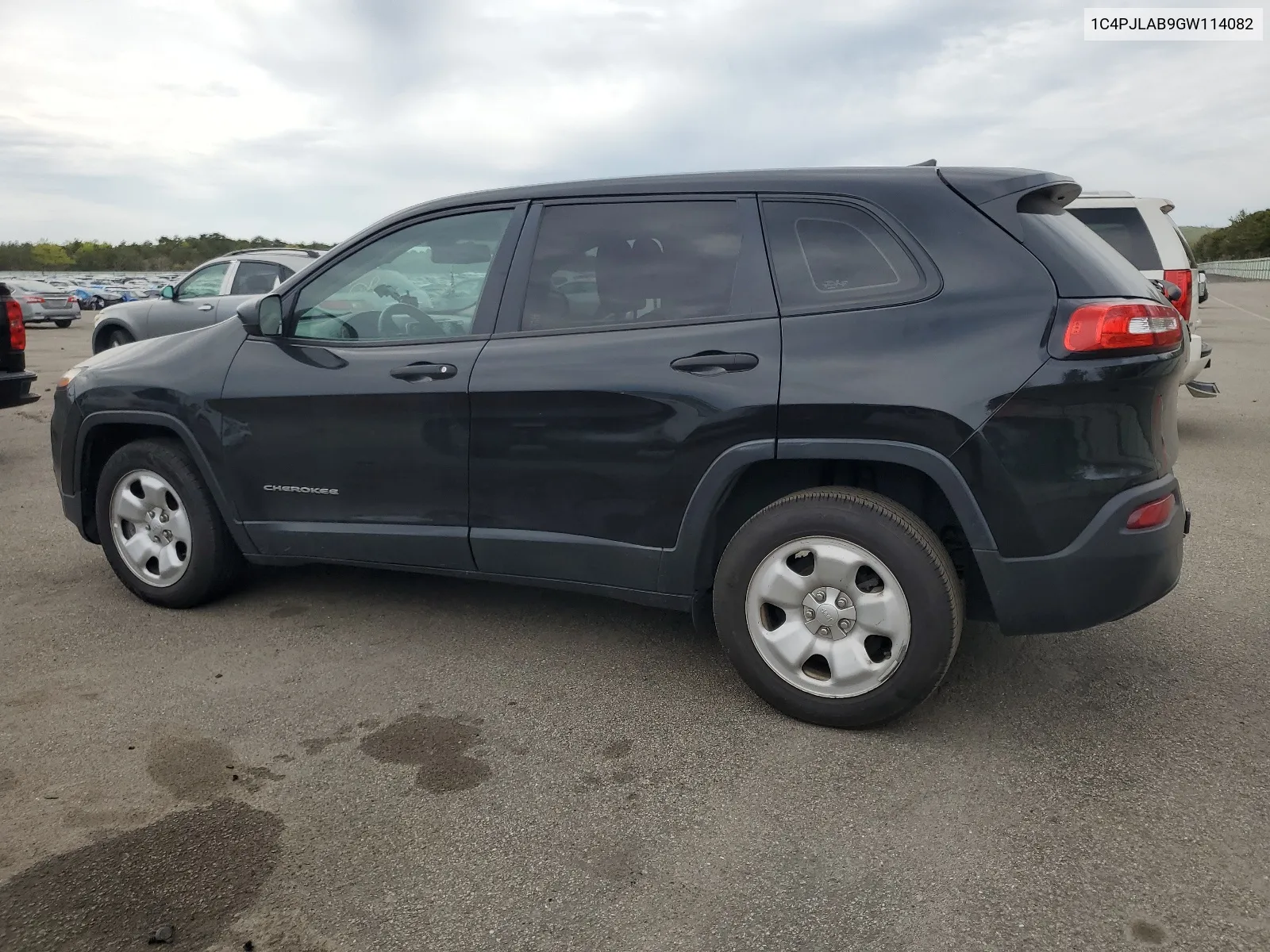 2016 Jeep Cherokee Sport VIN: 1C4PJLAB9GW114082 Lot: 54247274