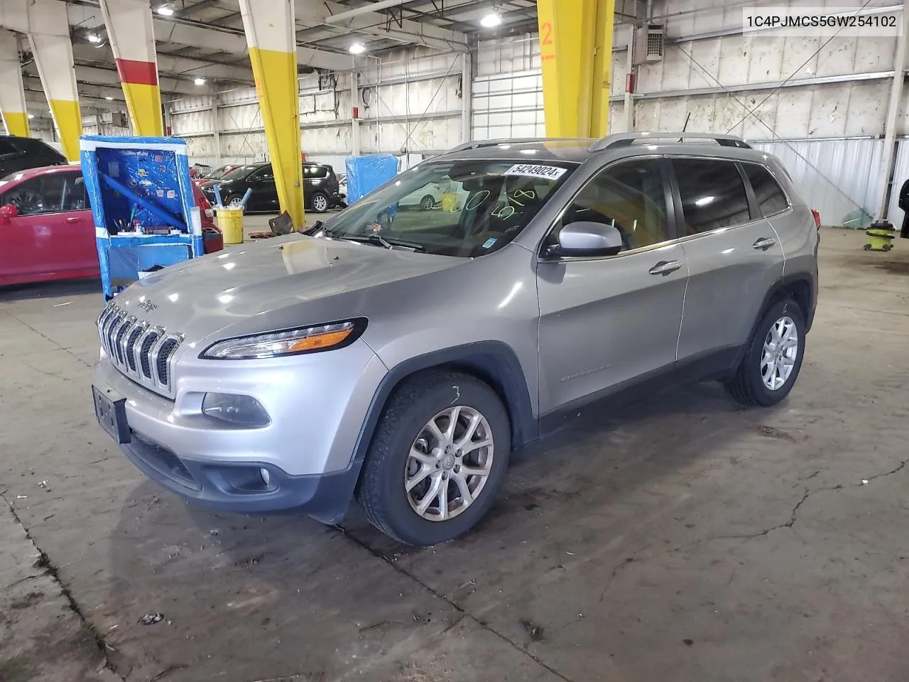 2016 Jeep Cherokee Latitude VIN: 1C4PJMCS5GW254102 Lot: 54249024