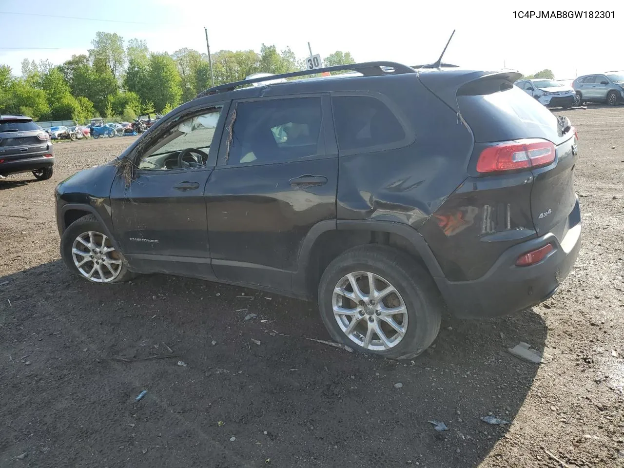 2016 Jeep Cherokee Sport VIN: 1C4PJMAB8GW182301 Lot: 54384994