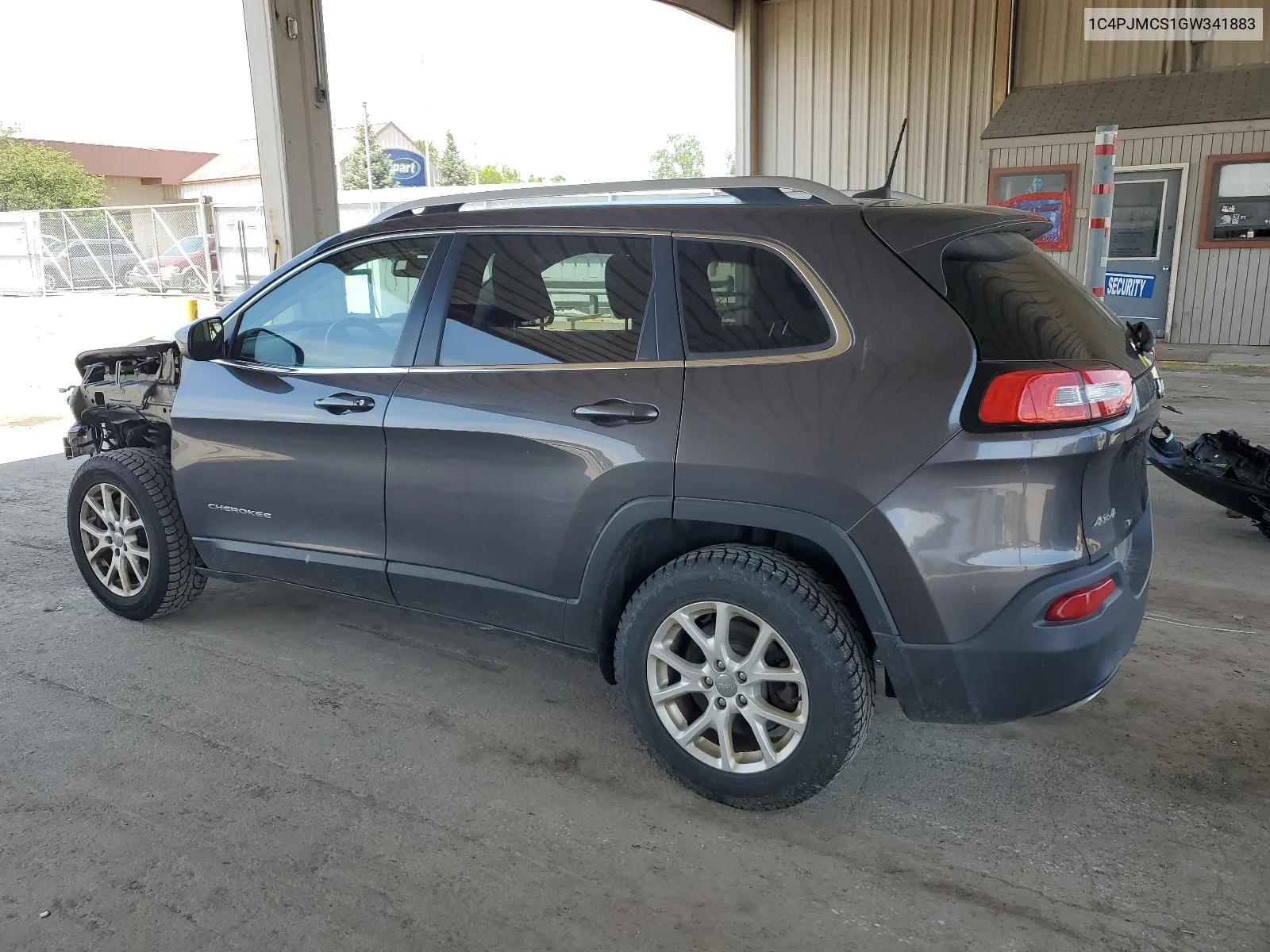 2016 Jeep Cherokee Latitude VIN: 1C4PJMCS1GW341883 Lot: 55270214