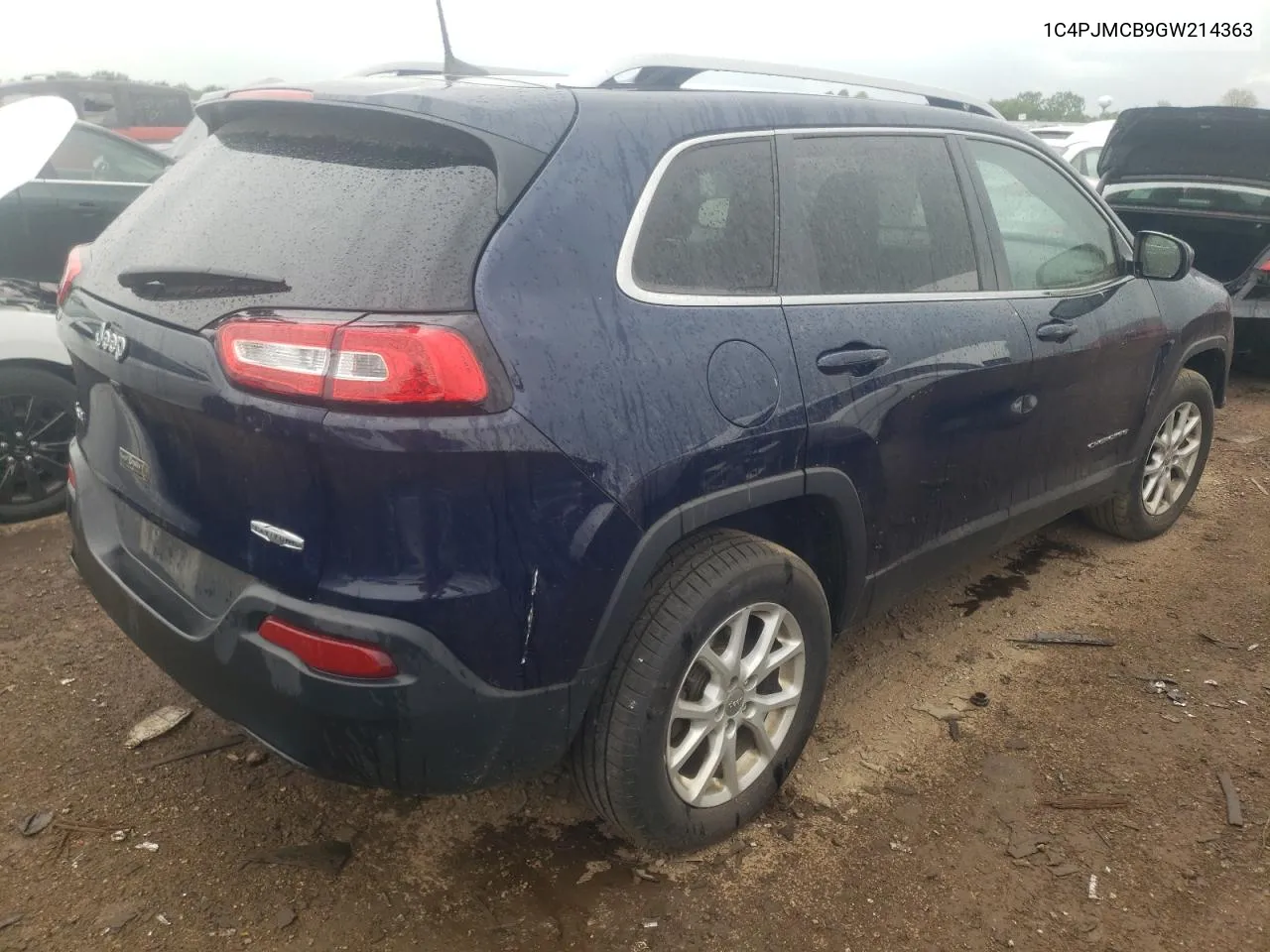 1C4PJMCB9GW214363 2016 Jeep Cherokee Latitude