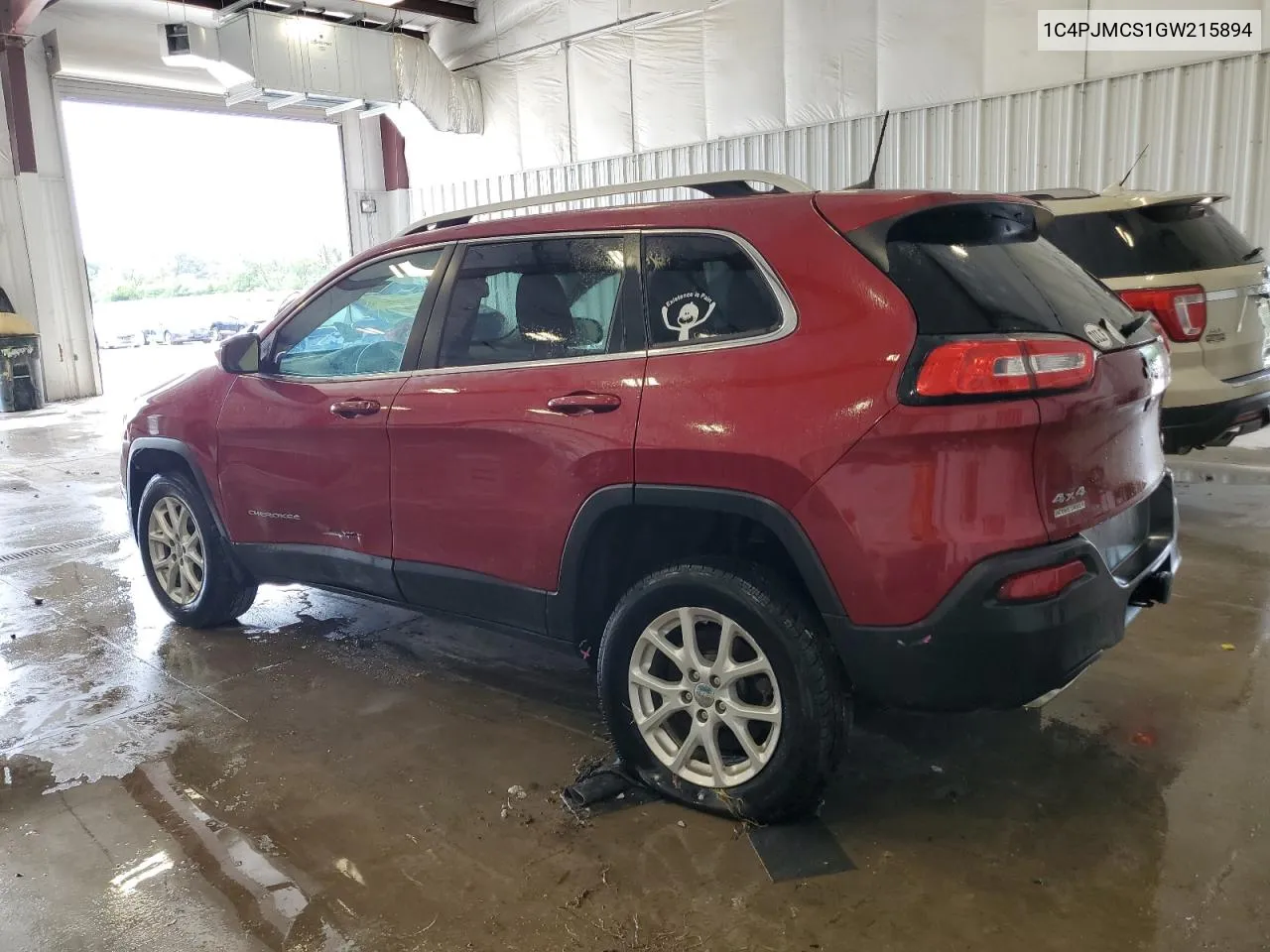 2016 Jeep Cherokee Latitude VIN: 1C4PJMCS1GW215894 Lot: 57939104